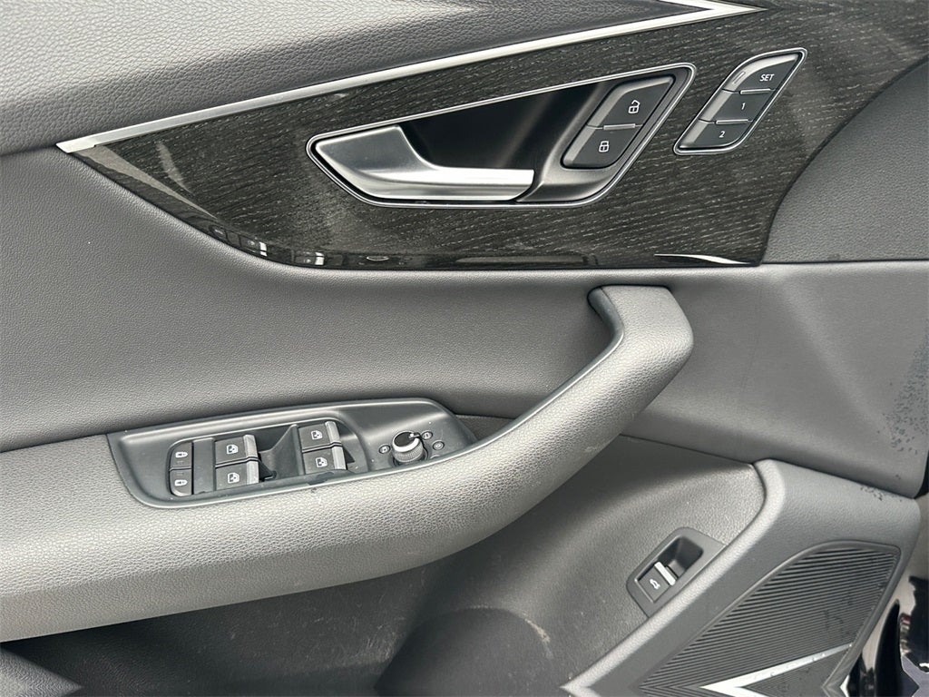 2021 Audi Q7 55 Premium Plus quattro