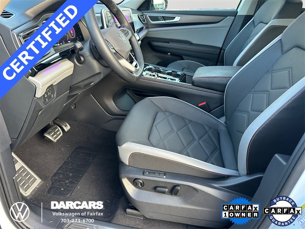 2024 Volkswagen Atlas 2.0T Peak Edition SEL