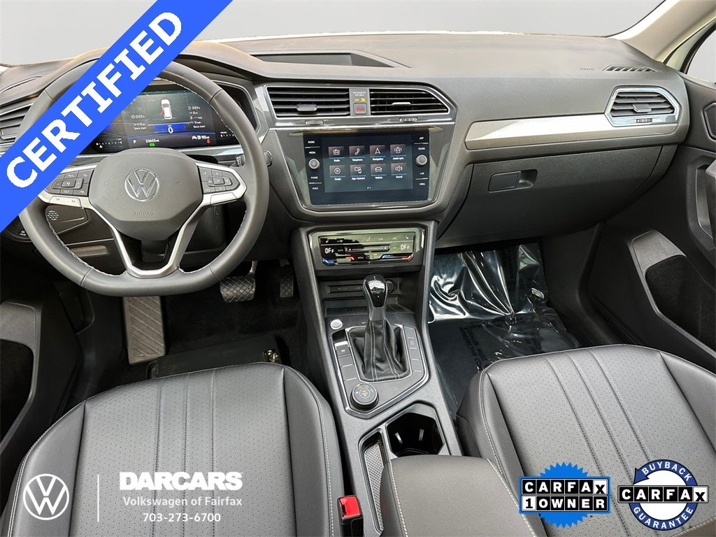 2022 Volkswagen Tiguan 2.0T SE w/Sunroof