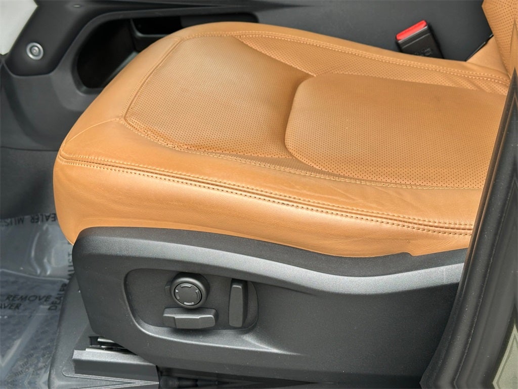 2023 Land Rover Defender 110 S