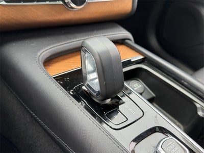 2023 Volvo XC90 B6 Plus 6-Seater