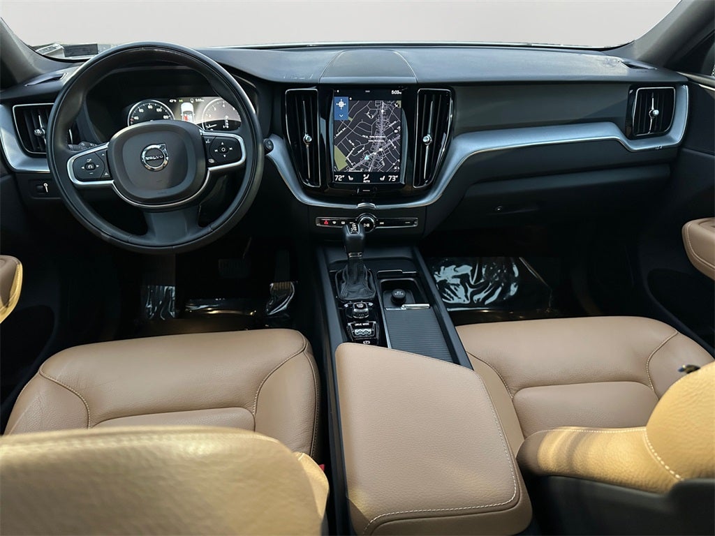 2020 Volvo XC60 T5 Momentum