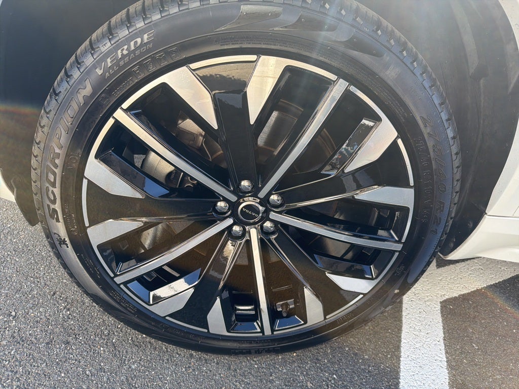 2023 Volvo XC90 Recharge Plug-In Hybrid T8 Plus Bright Theme 7 Passenger Volvo Certified Pre-Owned