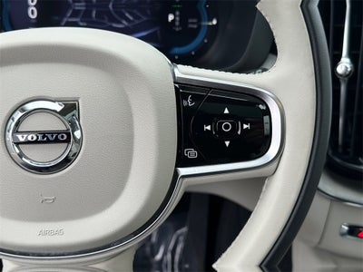 2025 Volvo XC60 Plug-In Hybrid T8 Plus